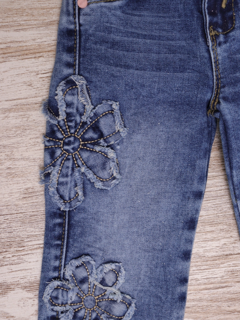 PANTALON FLORES BORDADAS