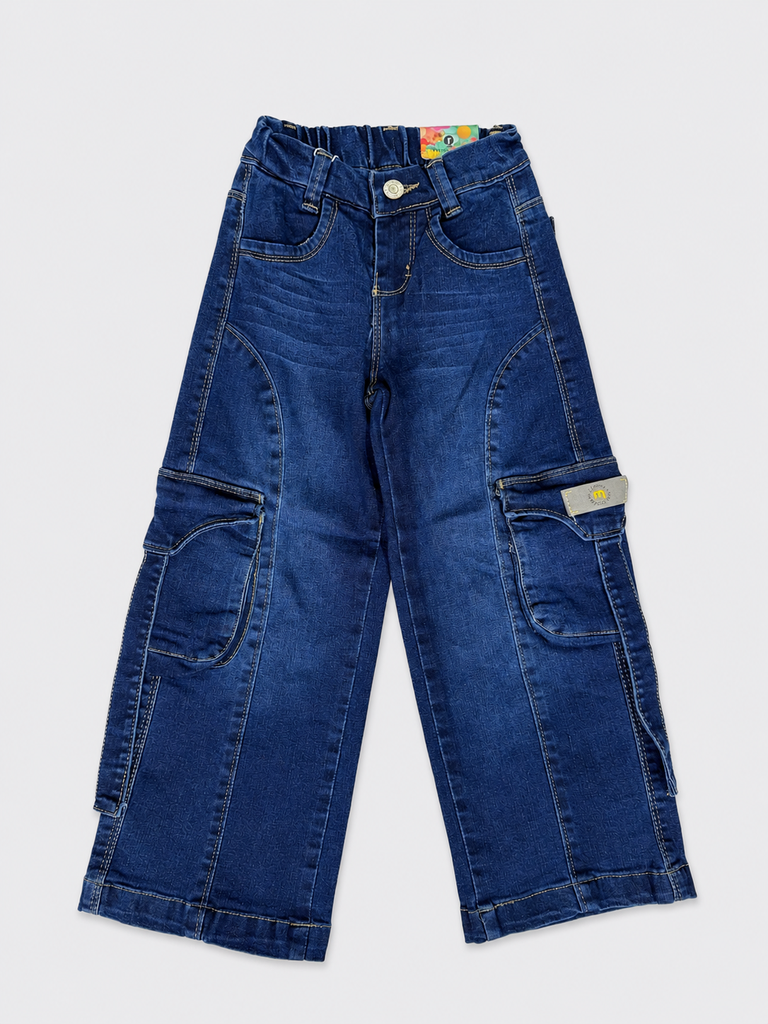 PANTALON CARGO DETALLADO